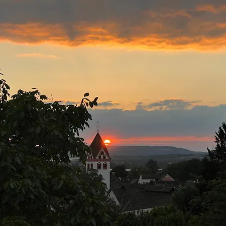 Mit Schönem Aussicht Apartment Bendorf
